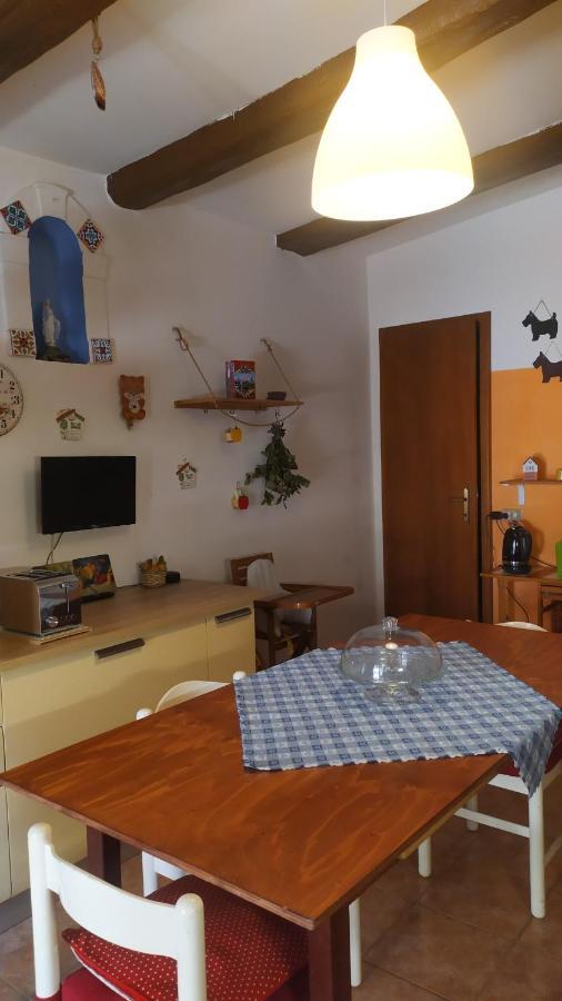 A Casa Di Sara Leilighet Castel San Pietro Terme Eksteriør bilde